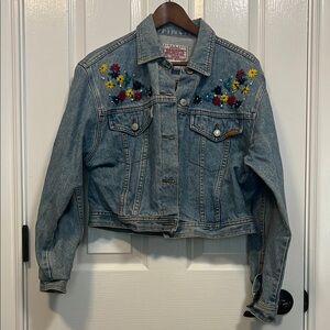 Vintage Jordache Light Blue Denim Jacket with Multicolor Floral Embroidery